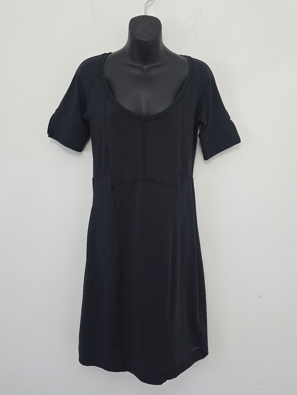 Columbia Scoop Neck Dress w/ Zip Pocket